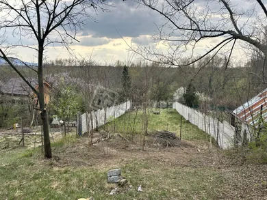Na predaj pozemok, 980 m², Bratislava-Devínska Nová Ves