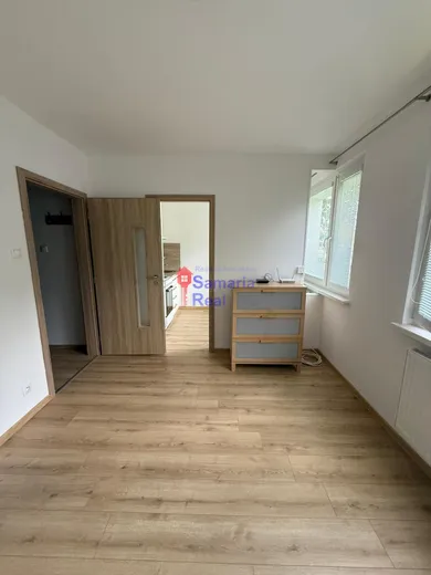 Na prenájom 1-izbový byt, 40 m², Šamorín, Hlavná