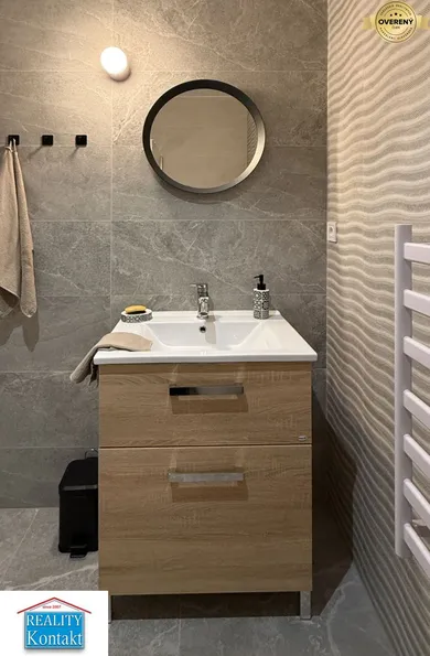 Na prenájom 3-izbový byt, 125 m², Nové Zámky, SNP