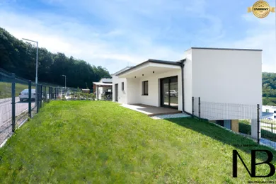 Na predaj 5-izbový dom, 202 m², Trenčín, Kubranská