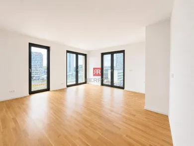 Квартири на продаж, 3-кімнатні, Bratislava-Staré Mesto · €493 000