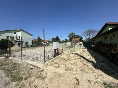Na predaj pozemok v Bratislava-Ružinov · €250 000 · Pôvodný stav