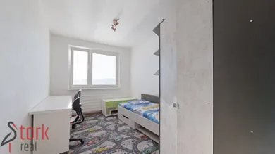 Na predaj 3-izbový byt, 69 m², Považská Bystrica, Rozkvet