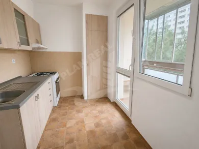 Na predaj 2-izbový byt, 47 m², Bratislava-Ružinov, Jašíkova