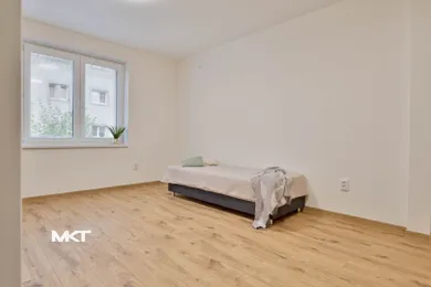Na prenájom 1-izbový byt, 23 m², Zvolen, Študentská