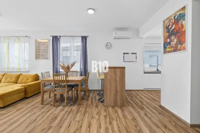 Na predaj 3-izbový byt, 86 m², Slovenský Grob