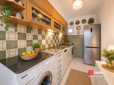 Na predaj dom, 120 m², Bratislava-Ružinov, Senná