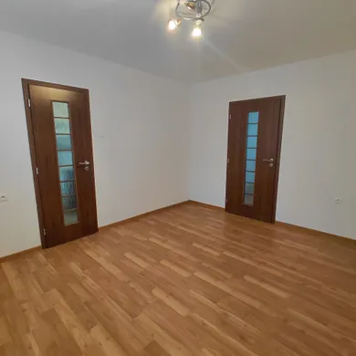 Na predaj 2-izbový byt, 58 m², Pezinok, ZAHRADNA