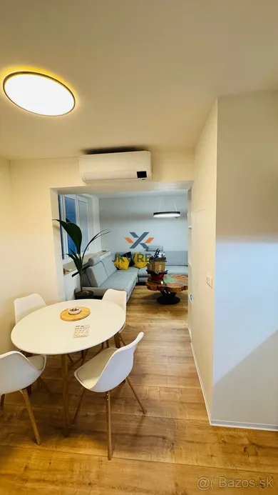 Na predaj 2-izbový byt, 54 m², Košice-Staré Mesto