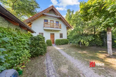 Na predaj 5-izbový dom, 124 m², Pezinok, Senecká