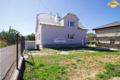 Na predaj 5-izbový dom, 190 m², Žilina