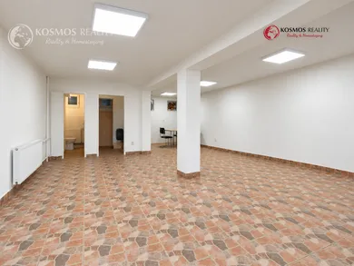 Na prenájom komerčné, 54 m², Košice-Juh, Staničná