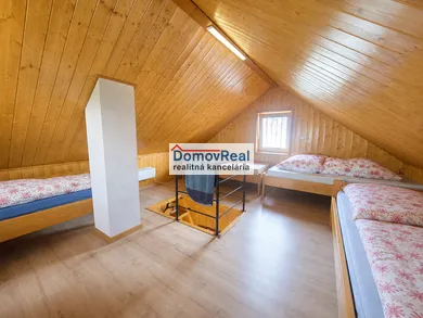Na predaj 2-izbový dom, 50 m², Kolárovo, Sládkovičova