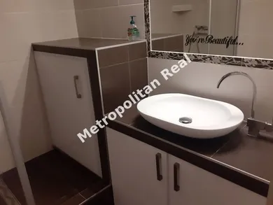 Квартири в оренду, 3-кімнатні, Bratislava-Petržalka · €720