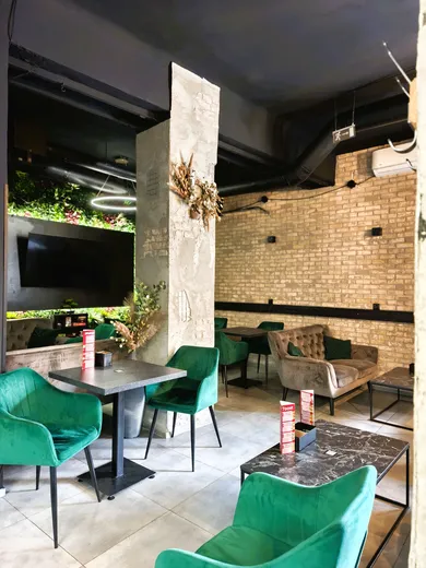 Lokale komercyjne na sprzedaż, Bratislava-Staré Mesto · €570 000