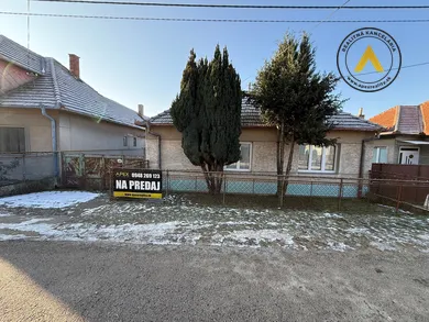 Domy na predaj 4-izbový, Dvorníky · €69 000