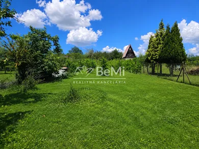 Pozemky na predaj, Levice · €18 999