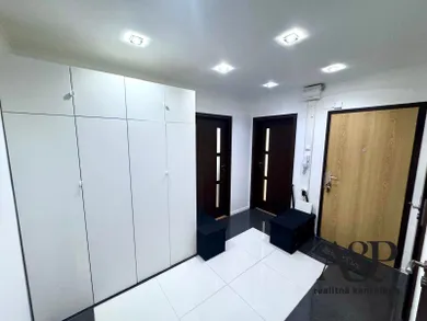 Na predaj 4-izbový byt, 78 m², Senica, L. Novomeského