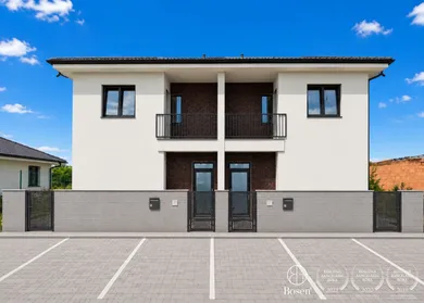 Na predaj 3-izbový dom, 76 m², Hviezdoslavov