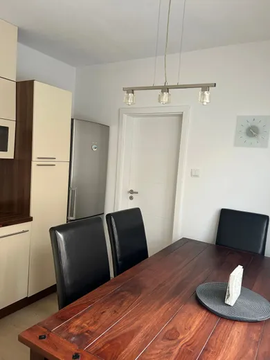 Na predaj 2-izbový byt, 67 m², Bratislava-Ružinov, Nezábudková