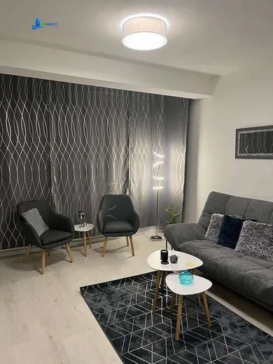 Na prenájom 2-izbový byt, 56 m², Banská Bystrica, Petelenova