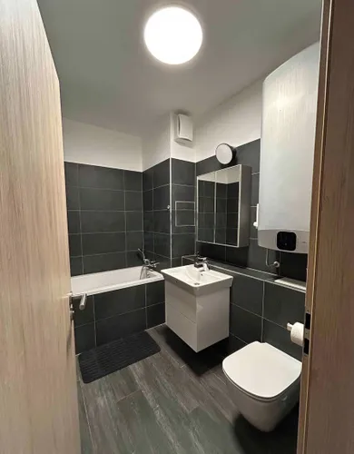 Na prenájom 1-izbový byt, 39 m², Bratislava-Ružinov, Galvaniho