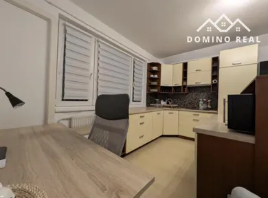 Mieszkania na sprzedaż, 4-pokojowe, Bratislava-Petržalka · €349 000