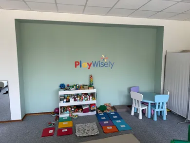 Na prenájom komerčné, 45 m², Trnava, Ulica Hospodárska