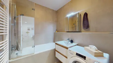 Na predaj 2-izbový byt, 57 m², Bratislava-Nové Mesto, Bajkalská 9
