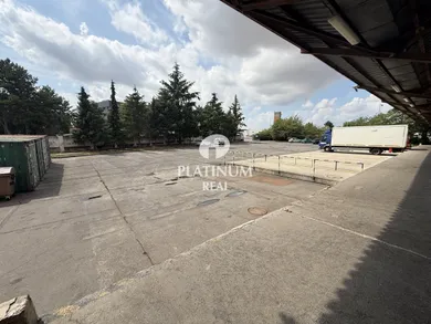 Na predaj objekt, Levice, -