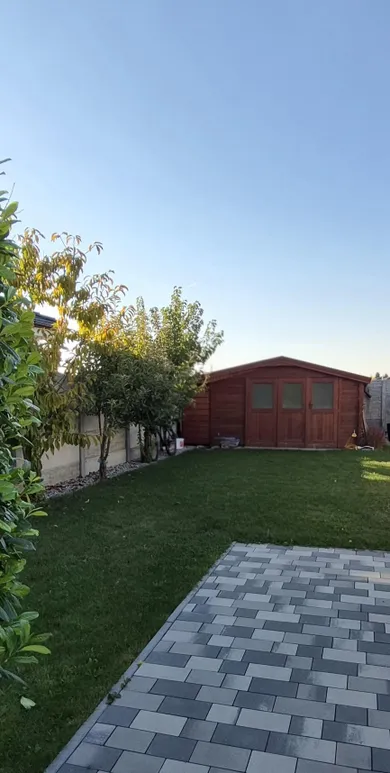 Na predaj 4-izbový dom, 125 m², Lehnice