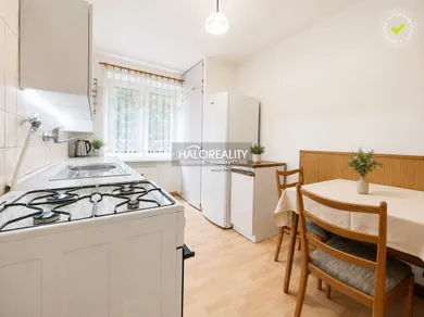 Mieszkania na sprzedaż, 2-pokojowe, Trenčín · €120 000