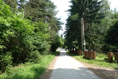 Działki na sprzedaż, Modra · €378 000
