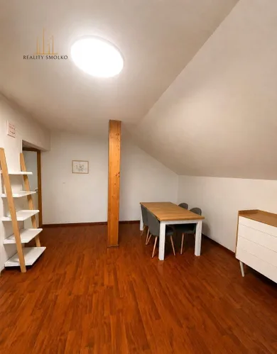Na prenájom 3-izbový byt, 100 m², Prešov, Banícka