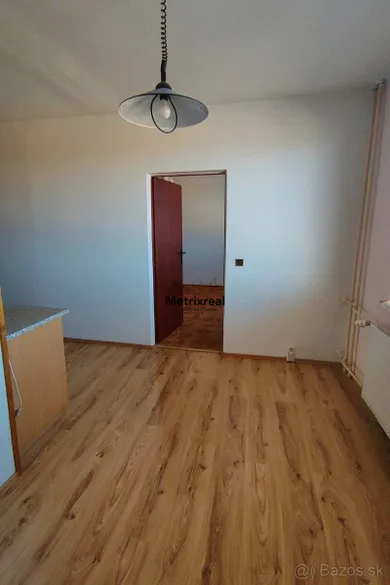 Na predaj 3-izbový byt, 80 m², Malacky, Záhorácka
