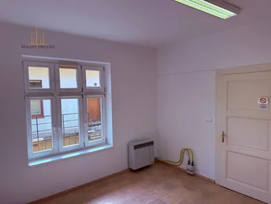 Na prenájom objekt, 17 m², Prešov, Hlavná