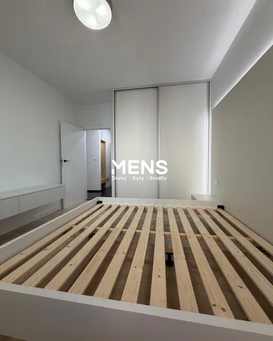Na predaj 2-izbový byt, 51 m², Žilina, Antona Bernoláka