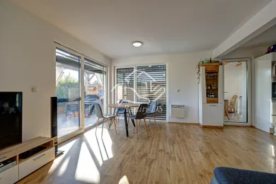 Na predaj 5-izbový dom, 141 m², Lehnice, Lehnice - Kolónia