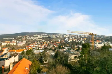 Na prenájom 4-izbový byt, 125 m², Bratislava-Staré Mesto
