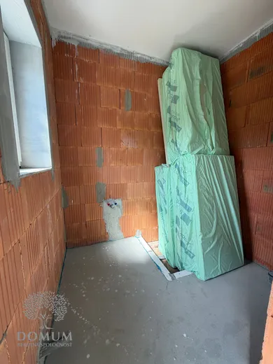 Na predaj dom, 104 m², Košecké Podhradie