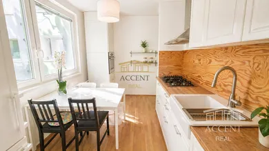 Mieszkania na sprzedaż, 3-pokojowe, Bratislava-Dúbravka · €245 000