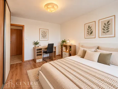 Na predaj 2-izbový byt, 52 m², Bratislava-Ružinov, Rumančeková