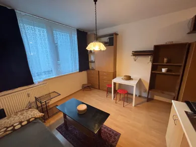 Na prenájom 1-izbový byt, 19 m², Bratislava-Podunajské Biskupice