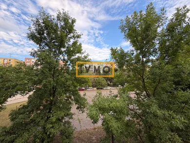 Na predaj 4-izbový byt, 96 m², Bratislava-Lamač, Bakošova