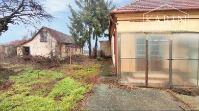Na predaj 6-izbový dom, 110 m², Zemné