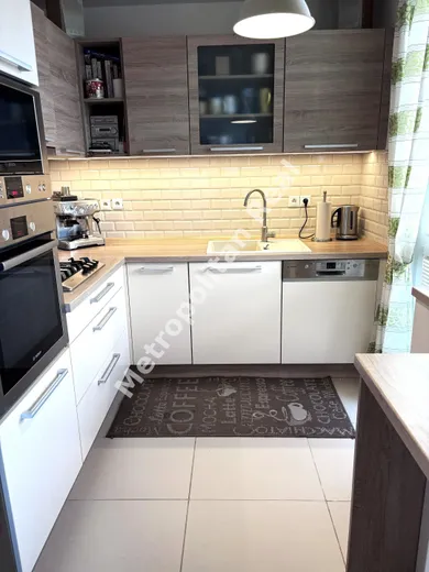 Mieszkania na sprzedaż, 3-pokojowe, Bratislava-Nové Mesto · €275 000