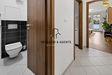 Na predaj 2-izbový byt, 58 m², Bratislava-Dúbravka, Dúbravčická