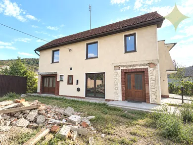 Na predaj 4-izbový dom, 120 m², Opatovská Nová Ves