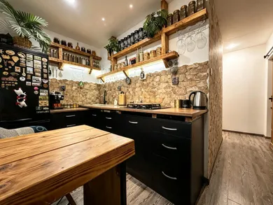 Na predaj 2-izbový byt, 51 m², Bratislava-Dúbravka, Pri kríži