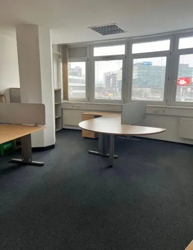 Komerčné priestory na predaj, Bratislava-Ružinov · €499 900